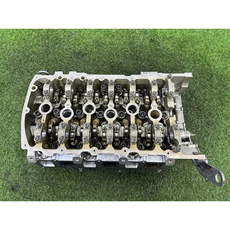 Головка блоку циліндрів (двигун та елементи) Volkswagen Touareg NF 2015 3.6 CGRA 03H103351C