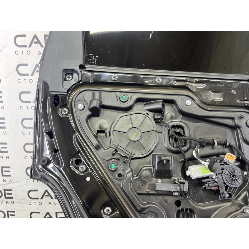 Дверь (наружные элементы кузова) Jeep Grand Cherokee WK2 2018 3.6 68258507AC