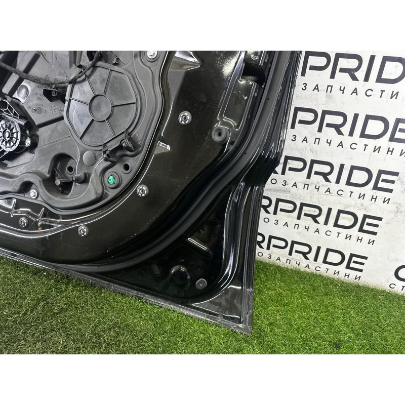 Дверь (наружные элементы кузова) Jeep Grand Cherokee WK2 2018 3.6 68274938AB