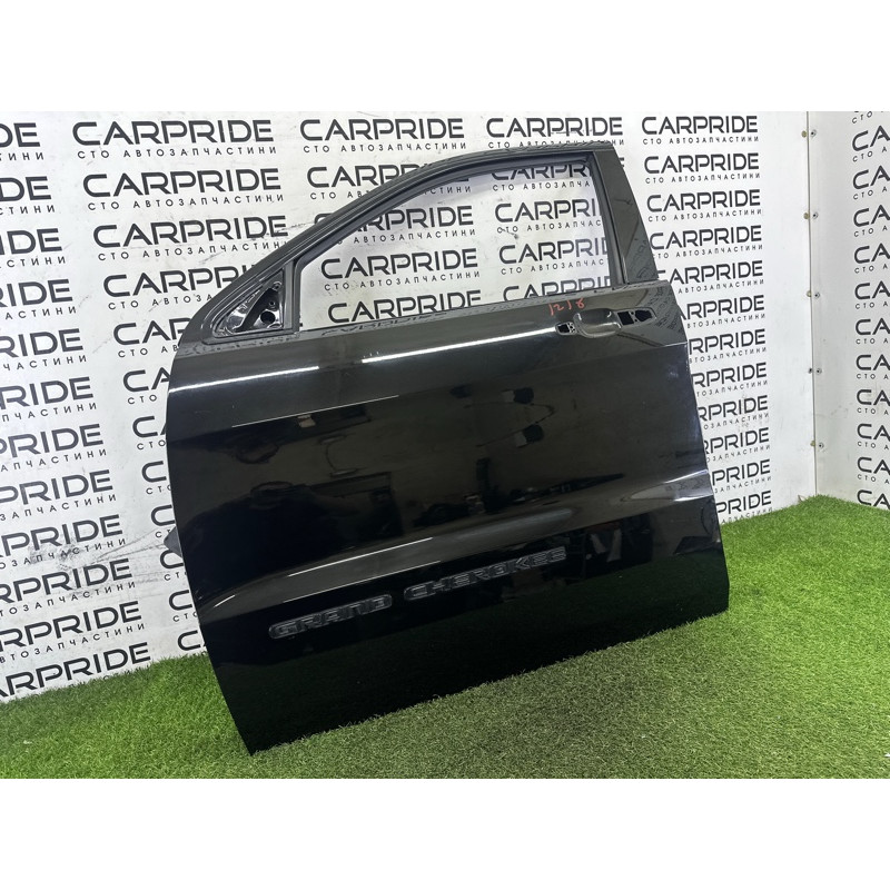 Дверь (наружные элементы кузова) Jeep Grand Cherokee WK2 2018 3.6 68274939AB