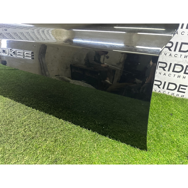 Дверь (наружные элементы кузова) Jeep Grand Cherokee WK2 2018 3.6 68274939AB