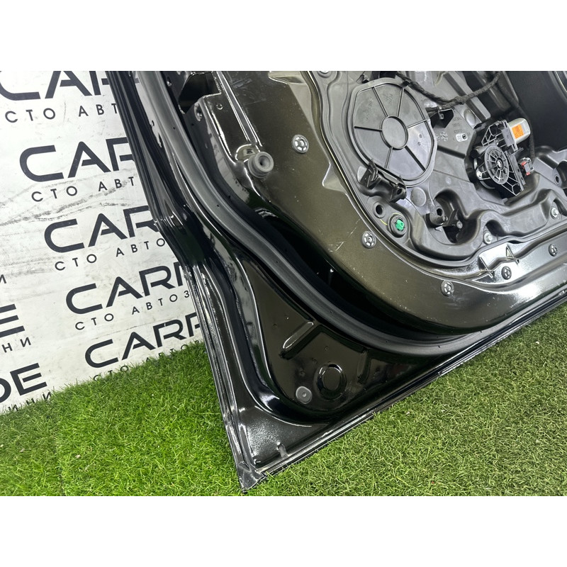 Дверь (наружные элементы кузова) Jeep Grand Cherokee WK2 2018 3.6 68274939AB