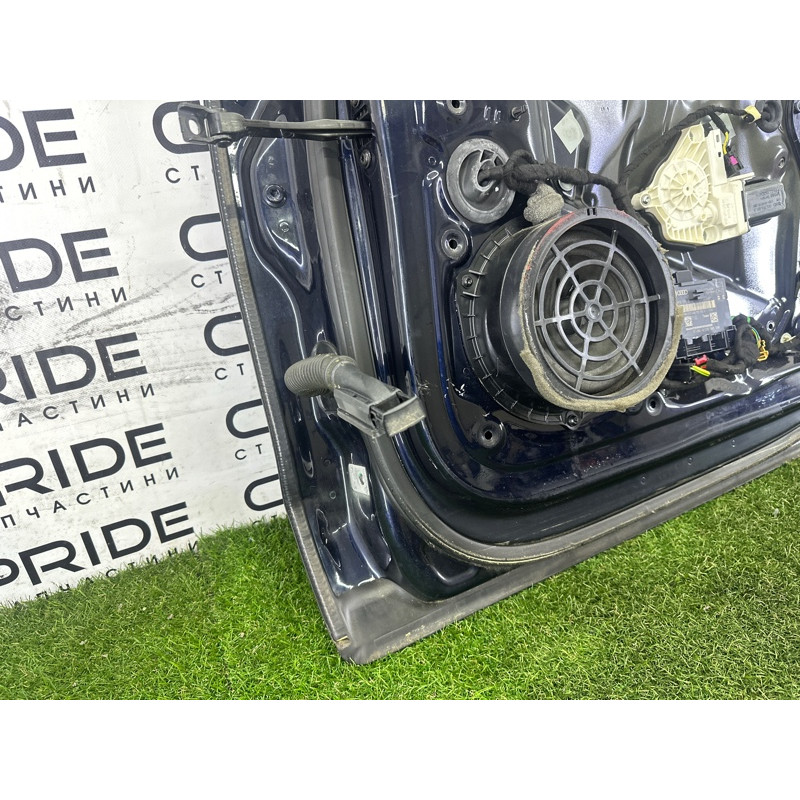 Дверь (наружные элементы кузова) AUDI A8 D4 2011 4.2 CDRA 4H4833052D