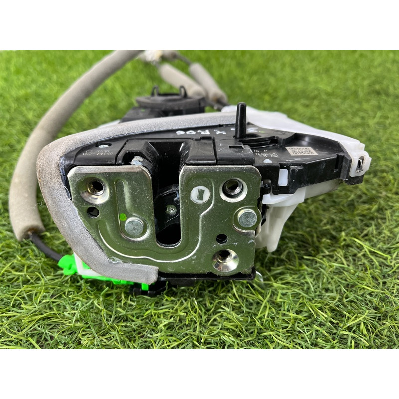 Замок двери (кузов и элементы) Nissan Rogue T33 2023 1.5 KR15DDT 825016RR0A