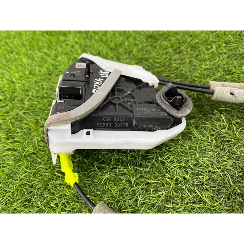 Замок двери (кузов и элементы) Nissan Rogue T33 2023 1.5 KR15DDT 825006RR0A