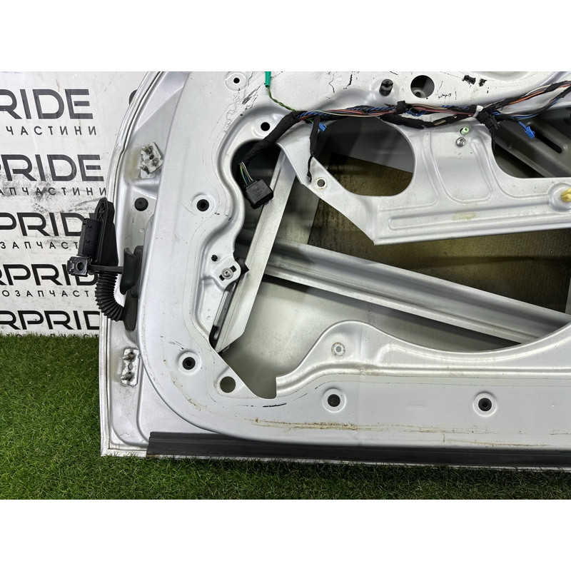 Дверь (наружные элементы кузова) BMW X1 E84 2014 2.0 41009628746