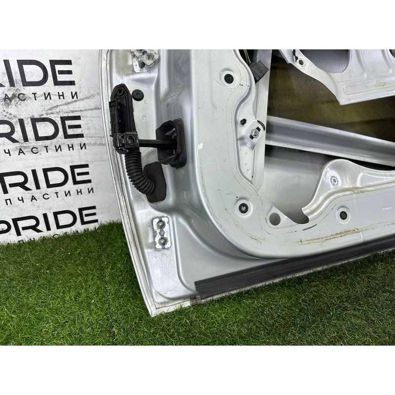 Дверь (наружные элементы кузова) BMW X1 E84 2014 2.0 41009628746