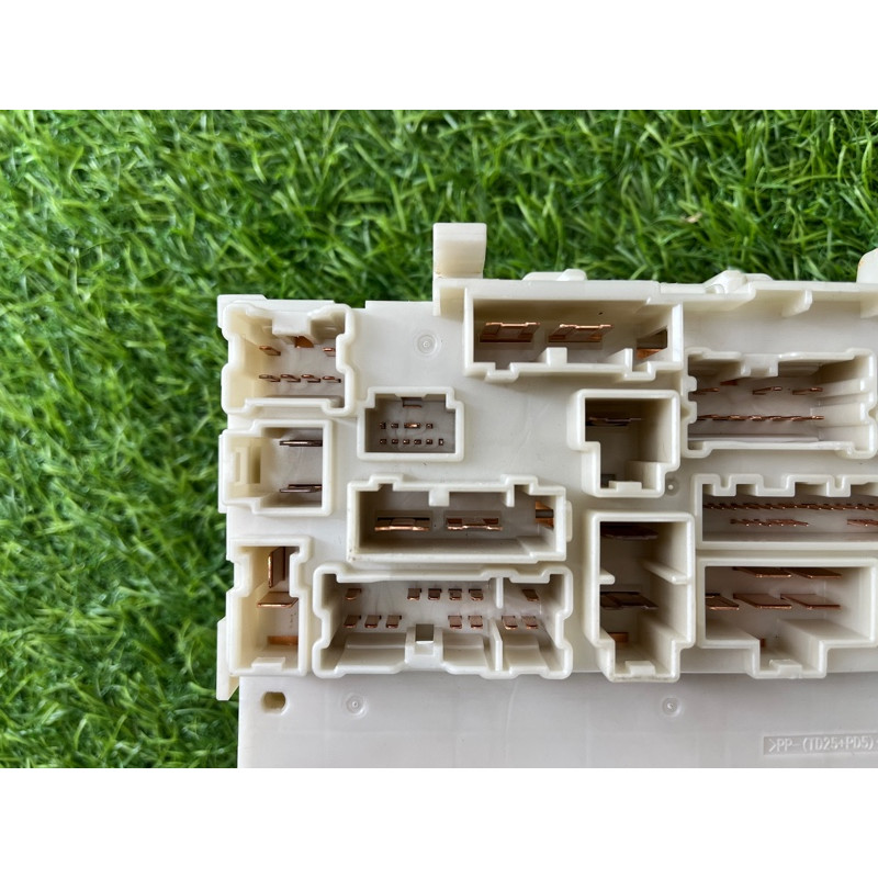 Блок предохранителей (электрика) Nissan Rogue T33 2023 1.5 KR15DDT 243506RA0C