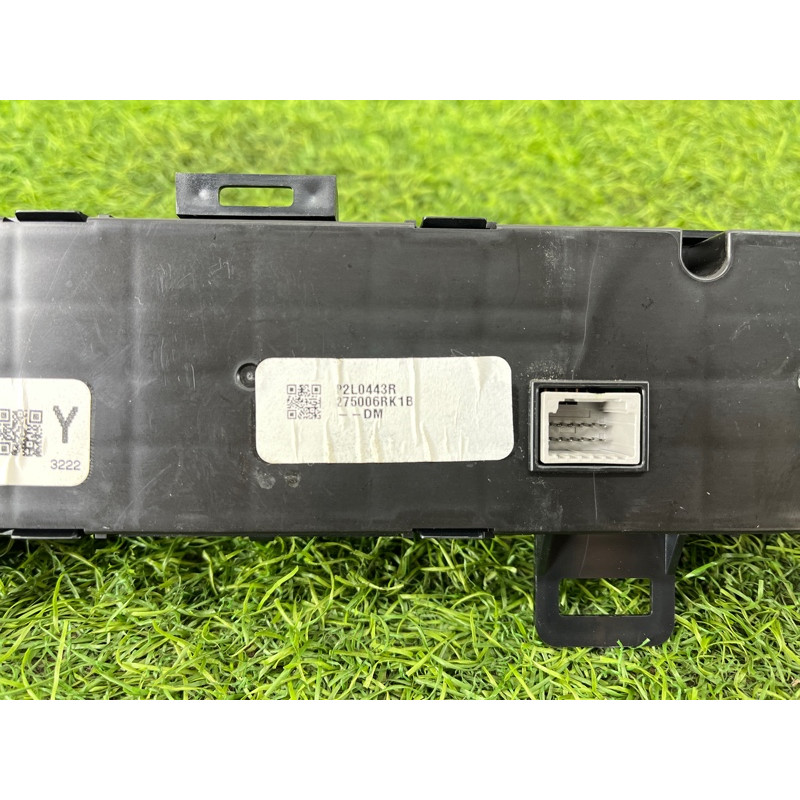 Блок управления климат-контролем (электрика / блок управления) Nissan Rogue T33 2023 1.5 KR15DDT 275006RK1B