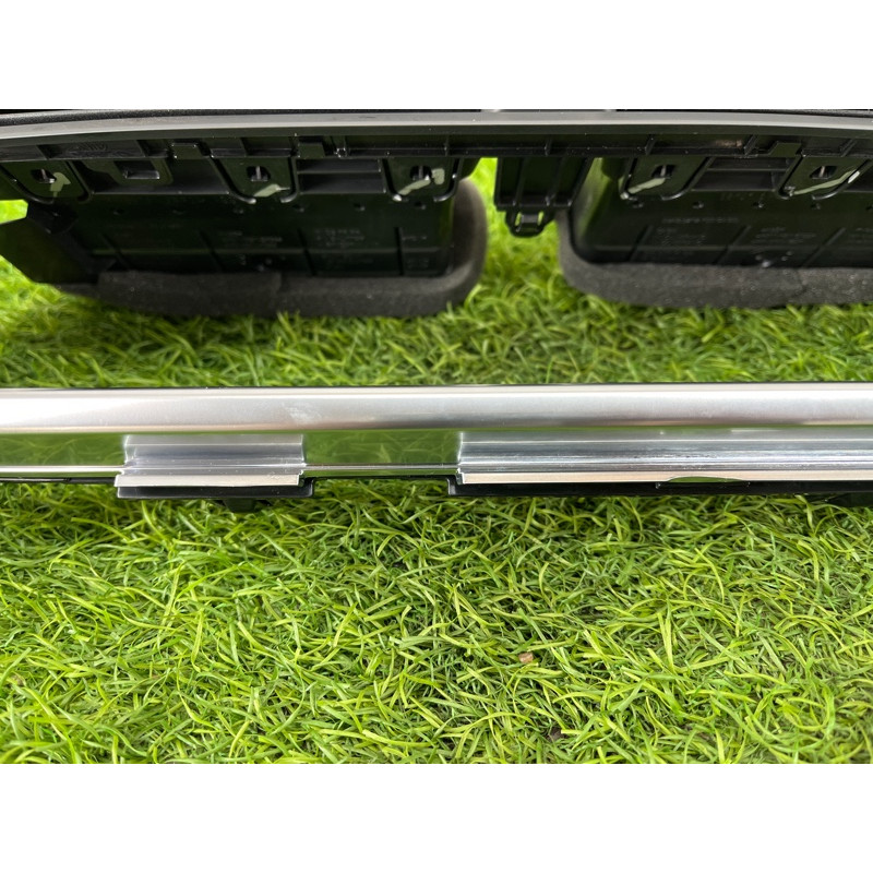 Центральный дефлектор салона (салон) Nissan Rogue T33 2023 1.5 KR15DDT 687506RY3A