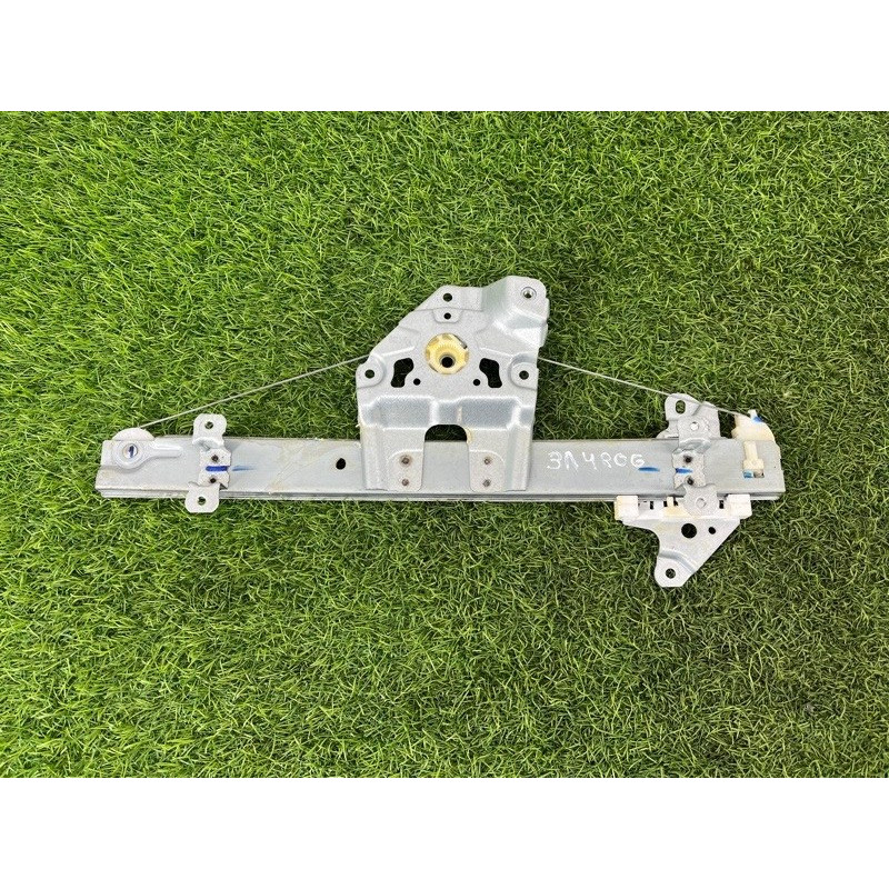 Механизм стеклоподъемника (кузов и элементы) Nissan Rogue T33 2023 1.5 KR15DDT 827216RR0A