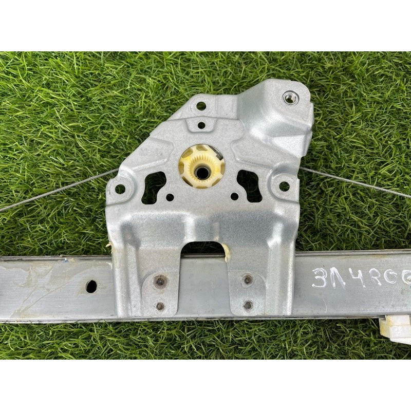 Механизм стеклоподъемника (кузов и элементы) Nissan Rogue T33 2023 1.5 KR15DDT 827216RR0A