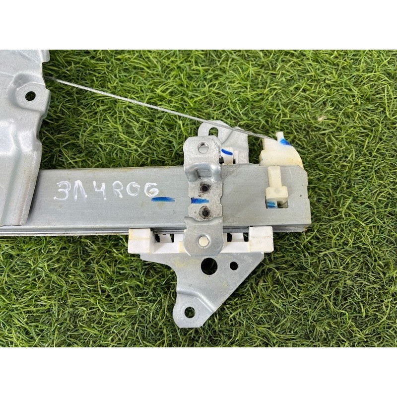 Механизм стеклоподъемника (кузов и элементы) Nissan Rogue T33 2023 1.5 KR15DDT 827216RR0A