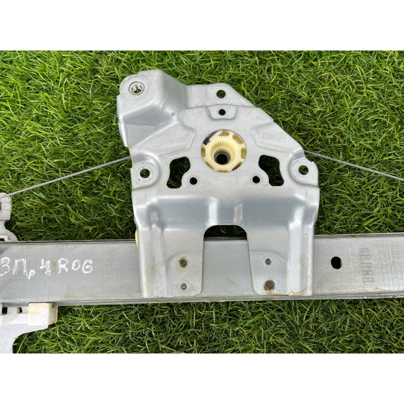 Механизм стеклоподъемника (кузов и элементы) Nissan Rogue T33 2023 1.5 KR15DDT 827206RR0A