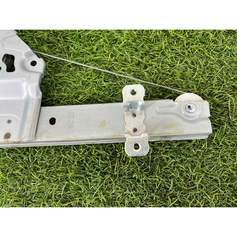 Механизм стеклоподъемника (кузов и элементы) Nissan Rogue T33 2023 1.5 KR15DDT 827206RR0A