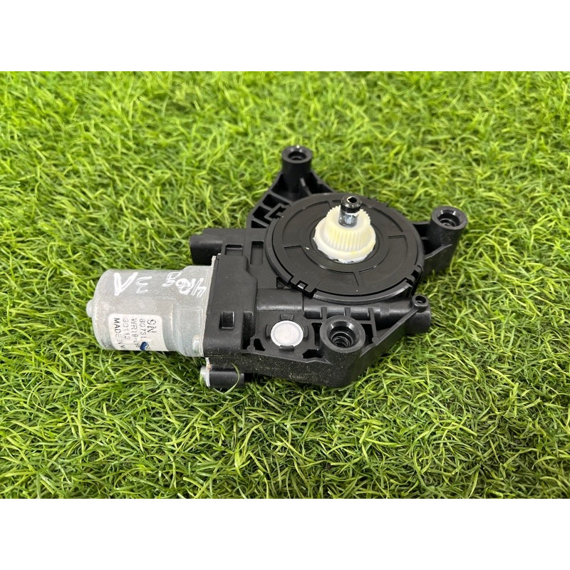 Мотор стеклоподъемника (электрика) Nissan Rogue T33 2023 1.5 KR15DDT 807316RR0A