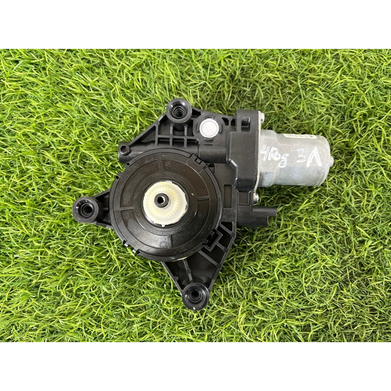 Мотор стеклоподъемника (электрика) Nissan Rogue T33 2023 1.5 KR15DDT 807316RR0A