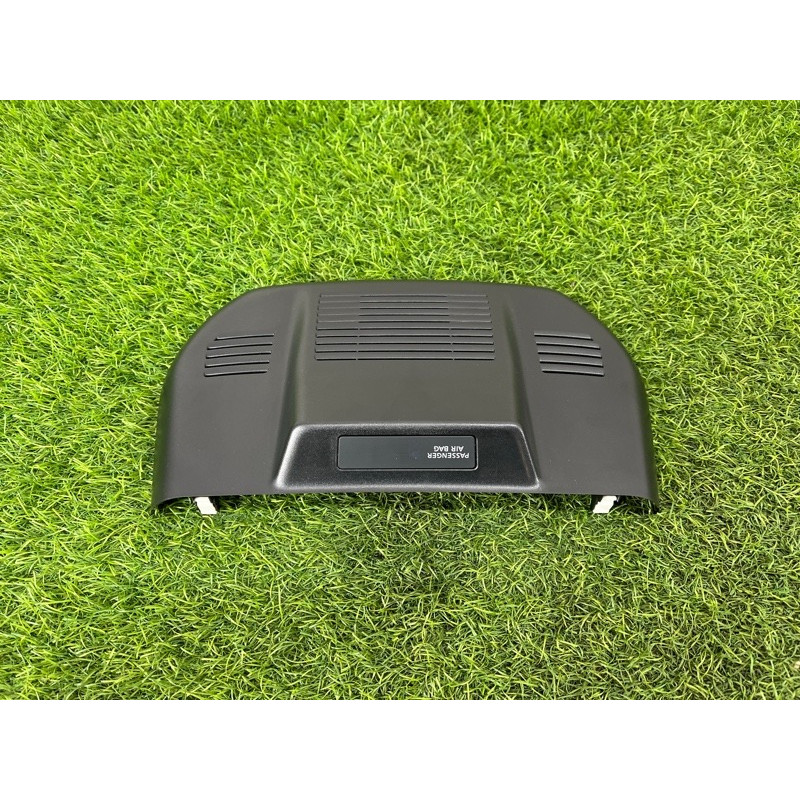 Накладка камеры (салон) Nissan Rogue T33 2023 1.5 KR15DDT 284L86RR0A