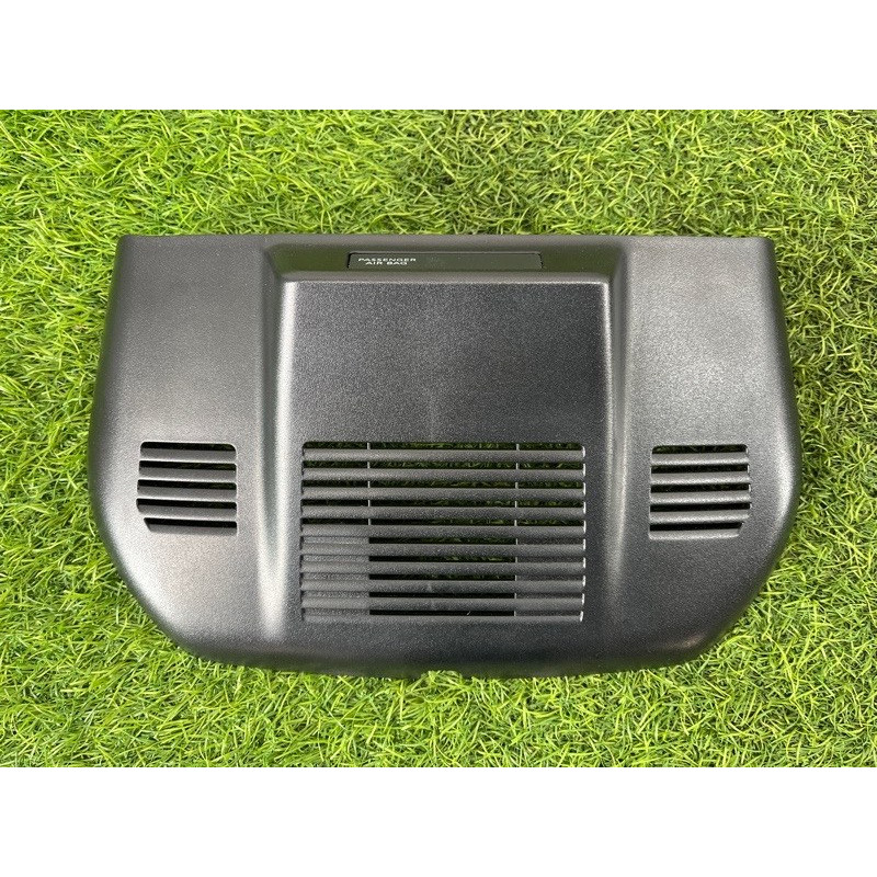 Накладка камеры (салон) Nissan Rogue T33 2023 1.5 KR15DDT 284L86RR0A