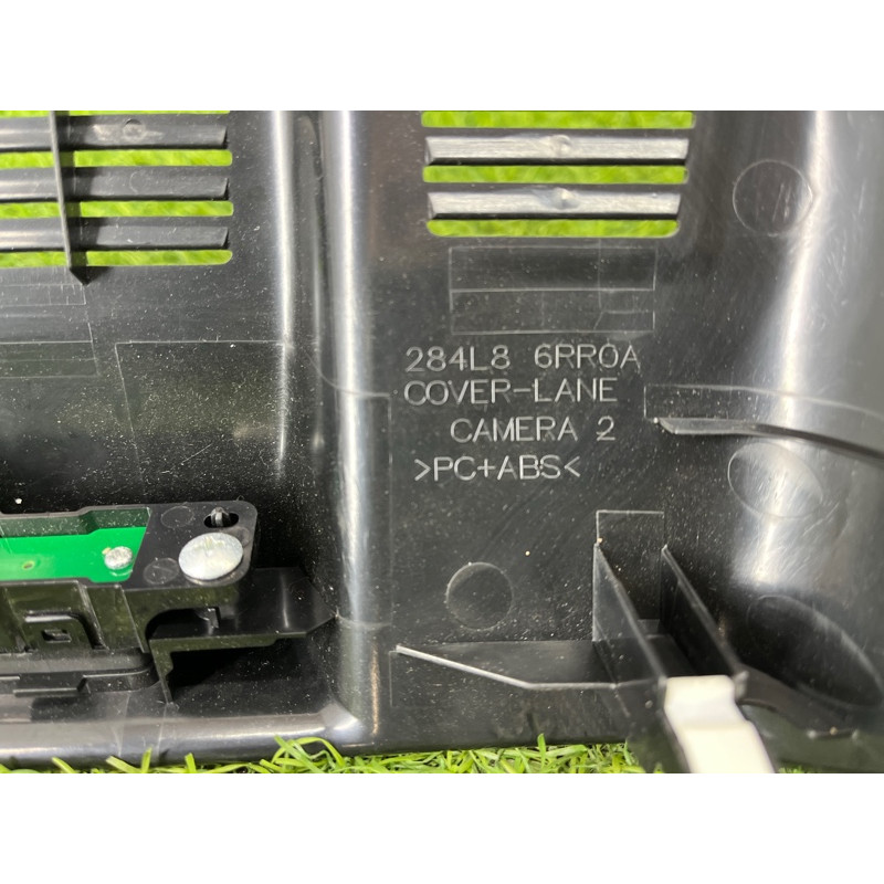 Накладка камеры (салон) Nissan Rogue T33 2023 1.5 KR15DDT 284L86RR0A