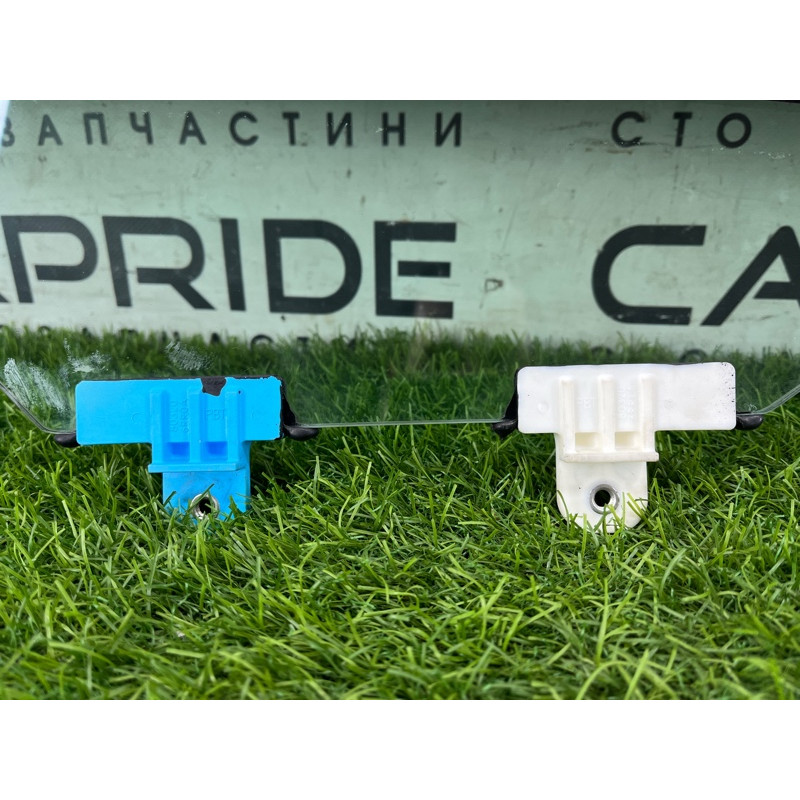 Стекло (кузов и элементы) Nissan Rogue T33 2023 1.5 KR15DDT 803016RR0A