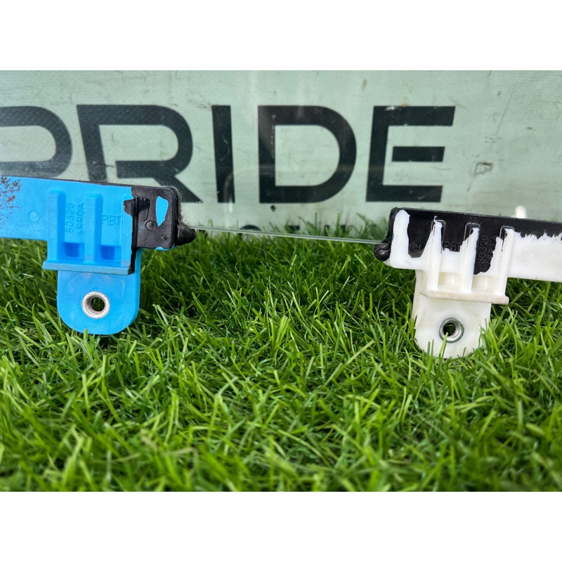 Стекло (кузов и элементы) Nissan Rogue T33 2023 1.5 KR15DDT 803006RR0A