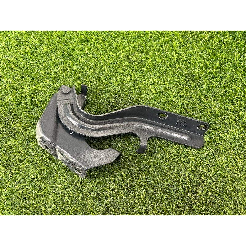 Петля капота (кузов и элементы) Nissan Rogue T33 2023 1.5 KR15DDT 654016RA0A