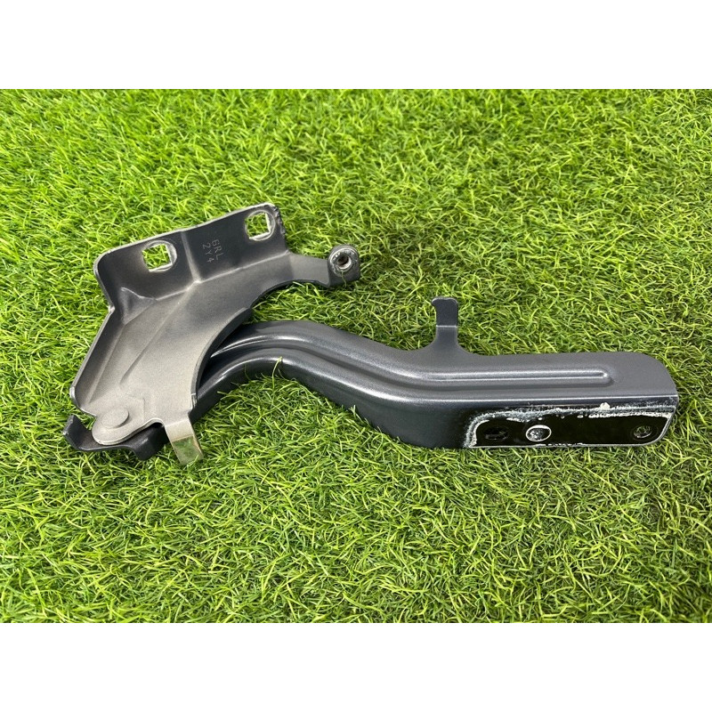 Петля капота (кузов и элементы) Nissan Rogue T33 2023 1.5 KR15DDT 654016RA0A