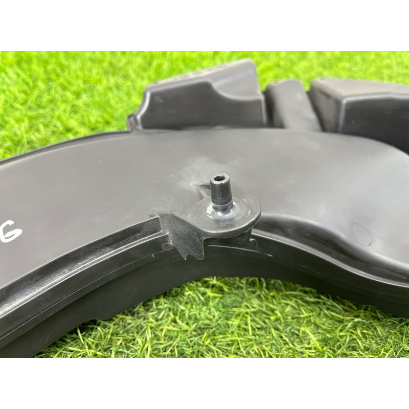 Воздухозаборник (впускная система) Nissan Rogue T33 2023 1.5 KR15DDT 165546RC1B