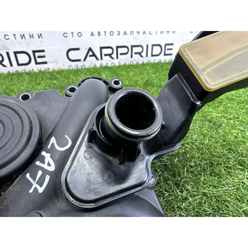 Маслоотделитель (двигатель и элементы) AUDI A7 4G 2012 3.0 CGXB 06E103547F