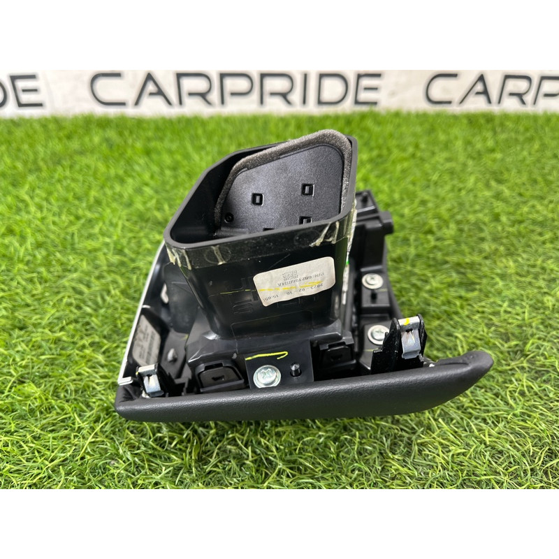 Дефлектор воздуховода (салон) Nissan Rogue T33 2023 1.5 KR15DDT 687616RR2A