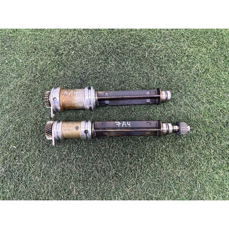 Блок балансирных валов (двигатель и элементы) AUDI A4 B8 2012 2.0 CAEB 06H198205F