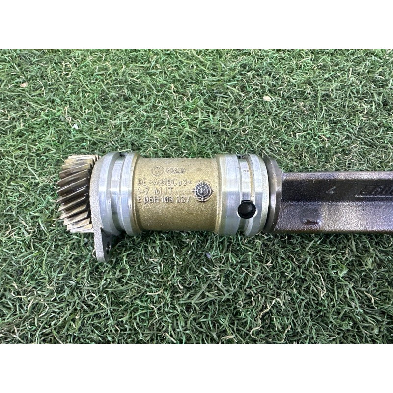 Блок балансирных валов (двигатель и элементы) AUDI A4 B8 2012 2.0 CAEB 06H198205F