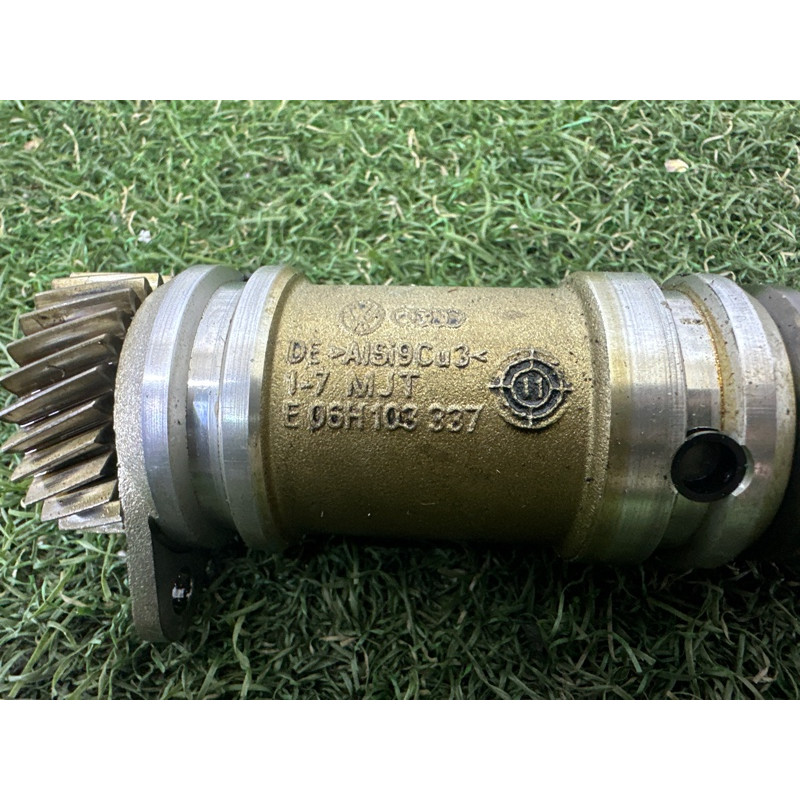 Блок балансирных валов (двигатель и элементы) AUDI A4 B8 2012 2.0 CAEB 06H198205F