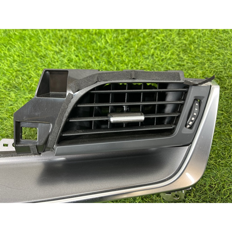 Дефлектор воздуховода (салон) Nissan Rogue T33 2023 1.5 KR15DDT 684116RR4A