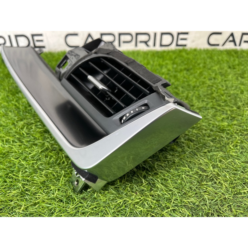 Дефлектор воздуховода (салон) Nissan Rogue T33 2023 1.5 KR15DDT 684116RR4A