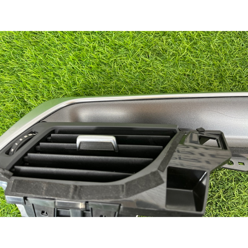 Дефлектор воздуховода (салон) Nissan Rogue T33 2023 1.5 KR15DDT 684116RR4A