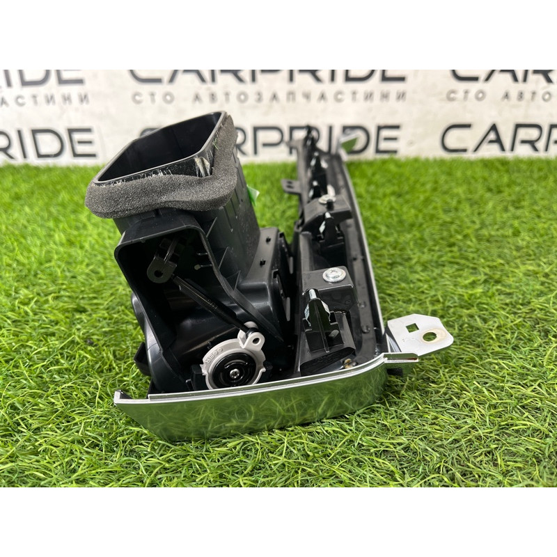 Дефлектор воздуховода (салон) Nissan Rogue T33 2023 1.5 KR15DDT 684116RR4A