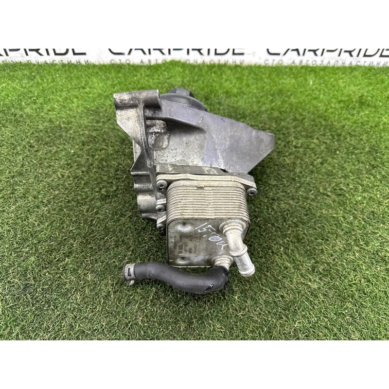 Корпус масляного фільтра (двигун та елементи) Volkswagen Touareg NF 2012 3.6 CGRA 03H115403T