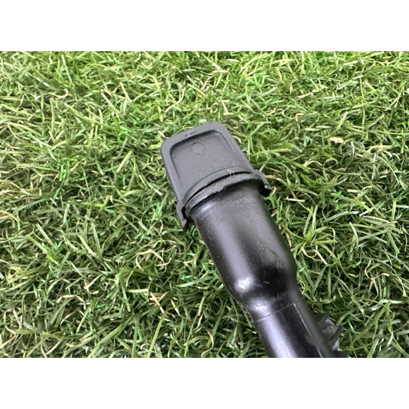 Направляющая масляного щупа (двигатель и элементы) AUDI A4 B9 2017 2.0 DBPA 06K115610E