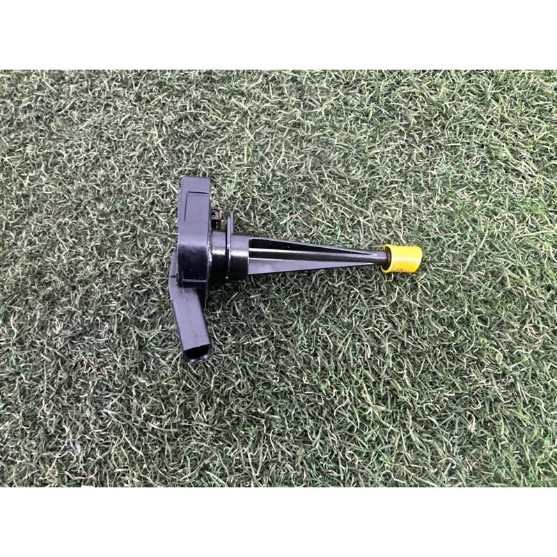 Датчик уровня масла (электрика двигателя) Volkswagen Touareg NF 2013 3.6 03L907660B