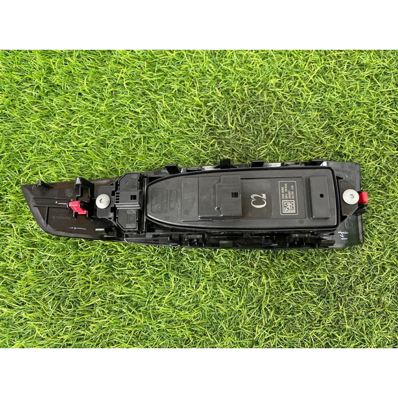 Блок кнопок стеклоподъемников (электрика / кнопки) Nissan Rogue T33 2023 1.5 KR15DDT 254016RE0C