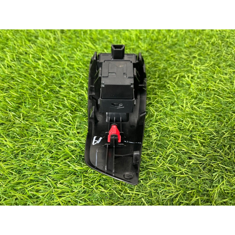 Кнопка стеклоподъемника (электрика / кнопки) Nissan Rogue T33 2023 1.5 KR15DDT 254116XJ0B