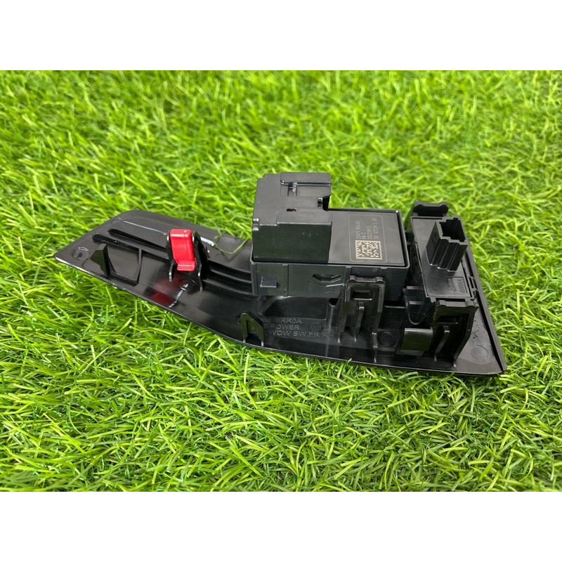 Кнопка стеклоподъемника (электрика / кнопки) Nissan Rogue T33 2023 1.5 KR15DDT 254116XJ0B