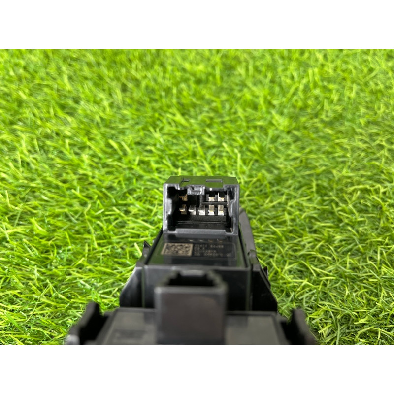 Кнопка стеклоподъемника (электрика / кнопки) Nissan Rogue T33 2023 1.5 KR15DDT 254116XJ0B