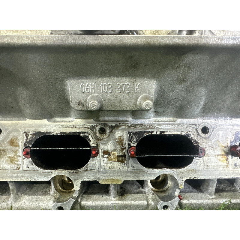 Головка блока цилиндров (двигатель и элементы) AUDI A4 B8 2012 2.0 CAEB 06H103064L