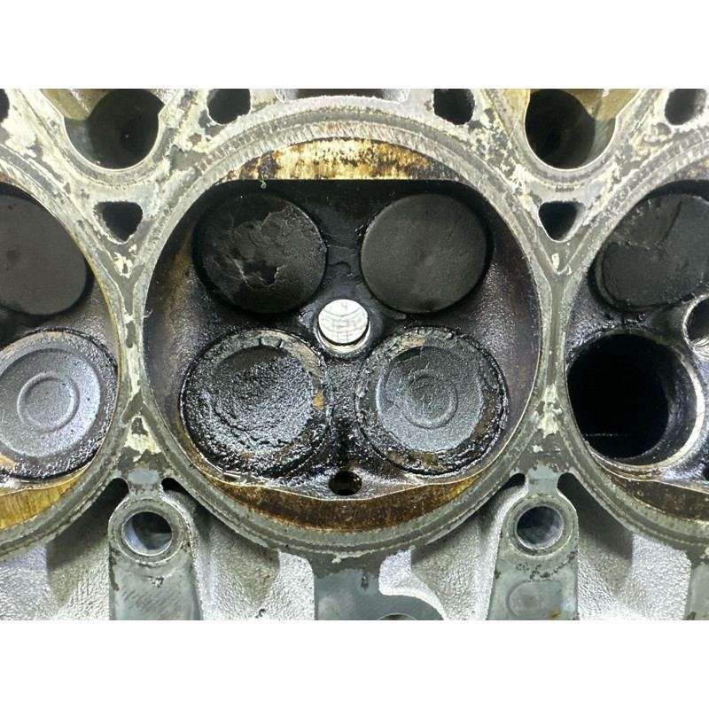 Головка блока цилиндров (двигатель и элементы) AUDI A4 B8 2012 2.0 CAEB 06H103064L