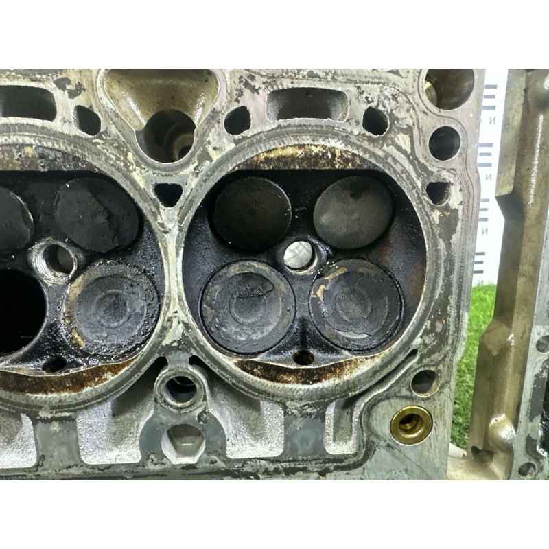Головка блока цилиндров (двигатель и элементы) AUDI A4 B8 2012 2.0 CAEB 06H103064L