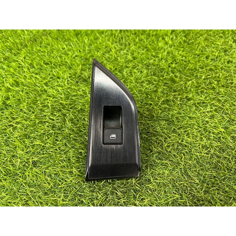 Кнопка стеклоподъемника (электрика / кнопки) Nissan Rogue T33 2023 1.5 KR15DDT 254116XJ0B