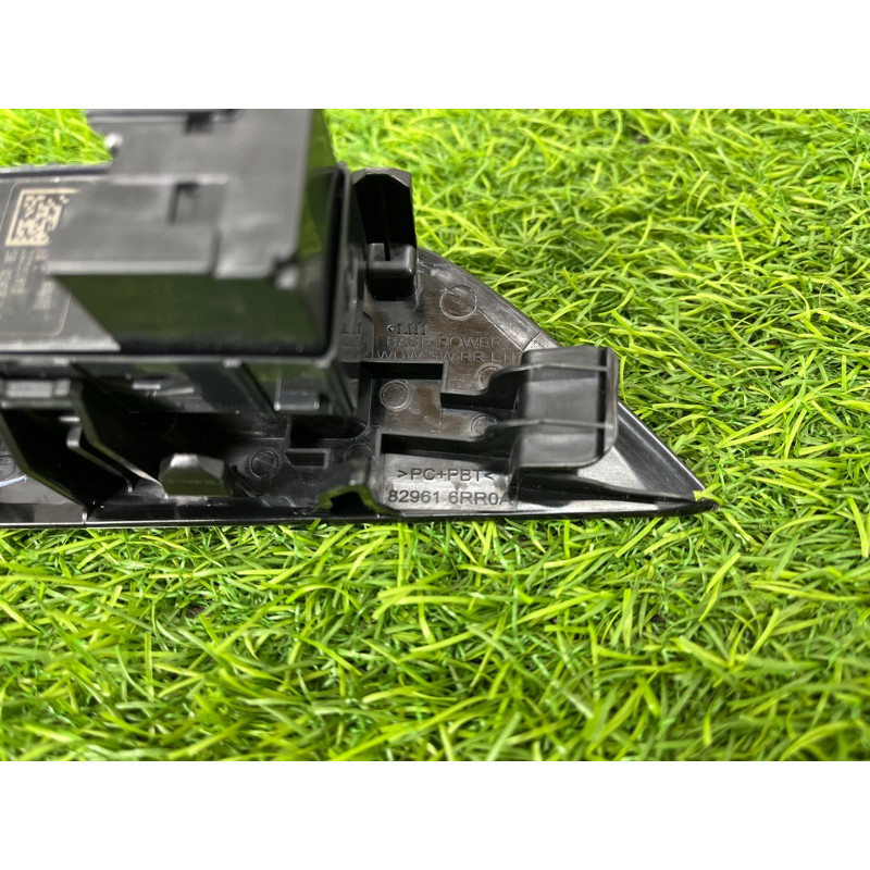 Кнопка стеклоподъемника (электрика / кнопки) Nissan Rogue T33 2023 1.5 KR15DDT 254116XJ0B